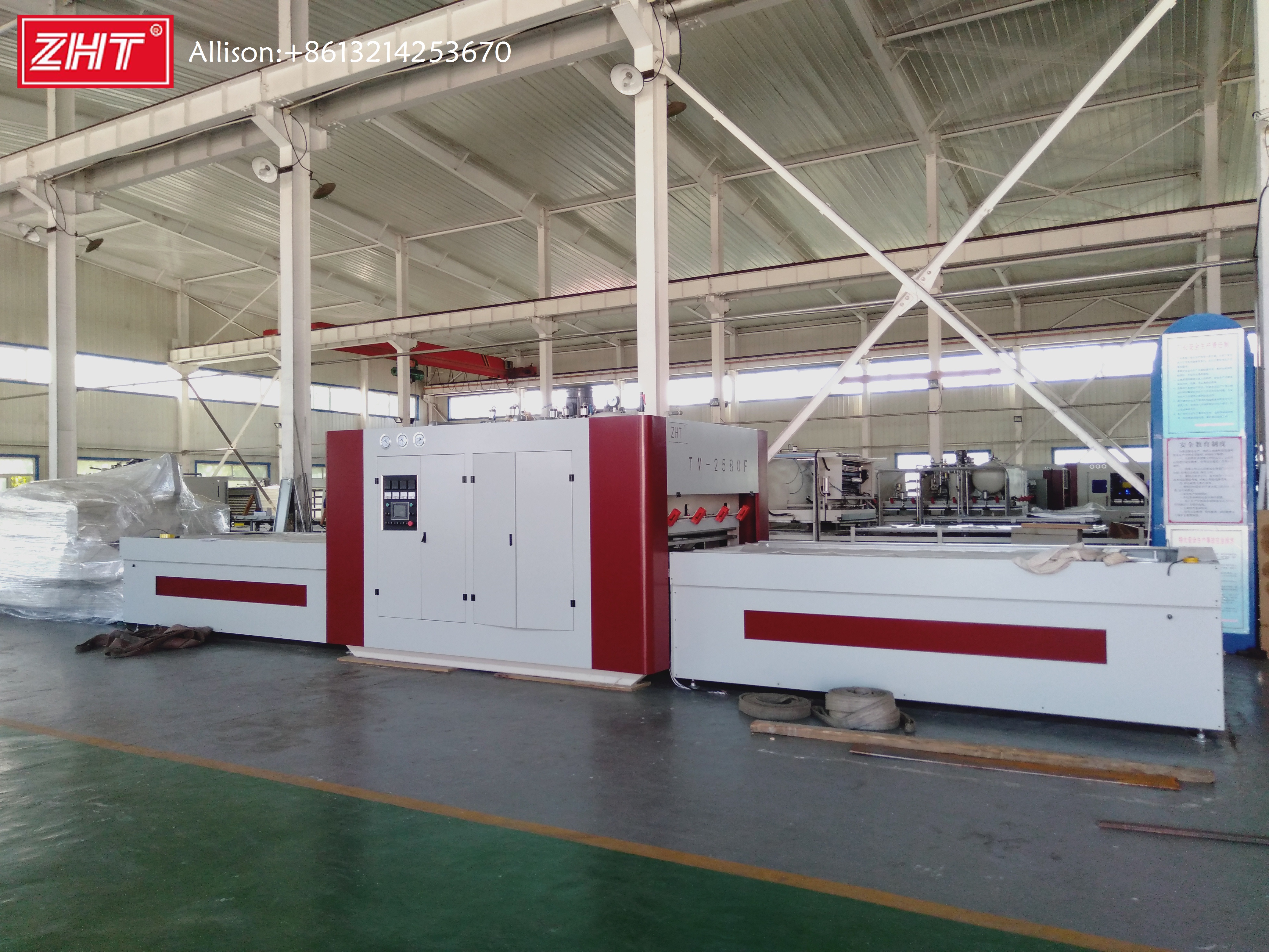 TM 2580F Vacuum Upper Pressure Membrane Press Machine Balloon Press Laminate